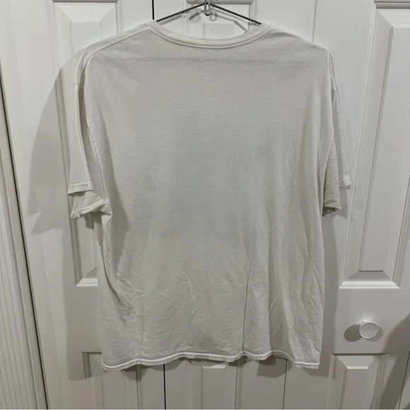 Looney Tunes Shirt - Picture 3 of 4